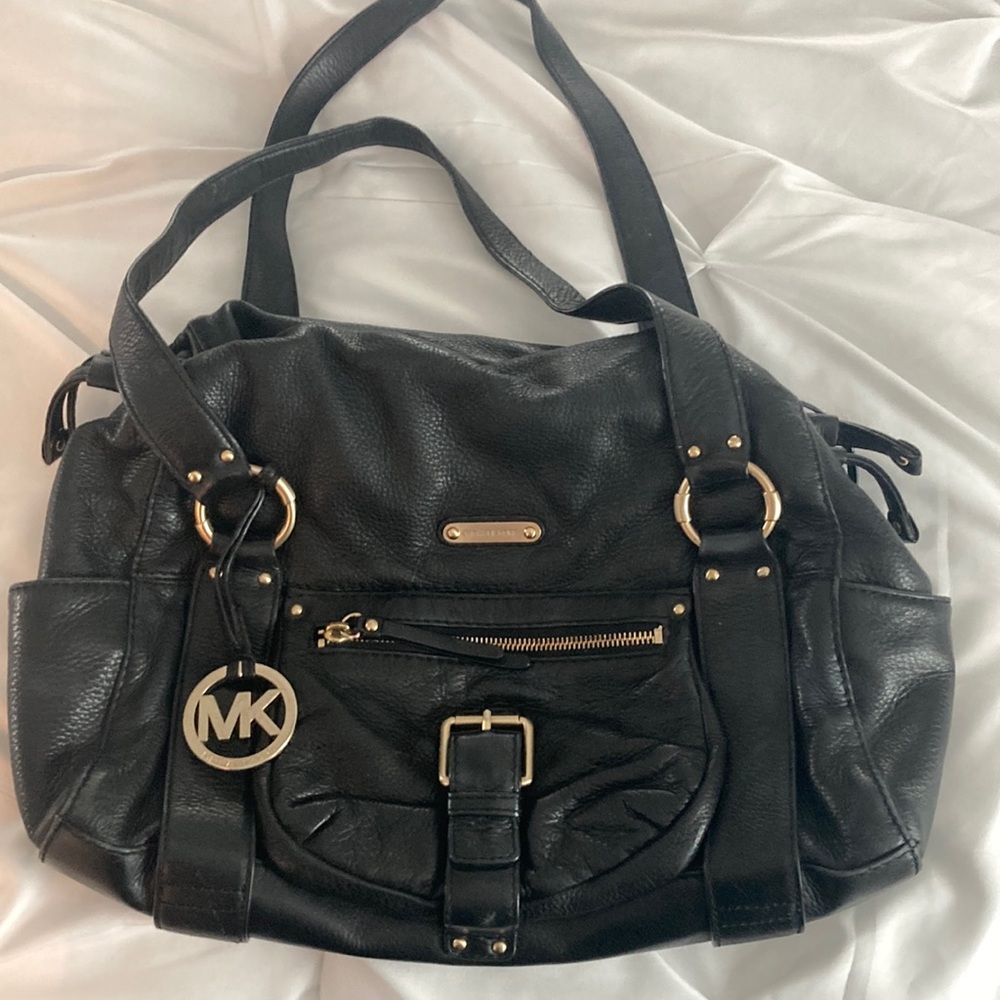 Michael Kors black pebbled leather purse bag good used condition (see pictures)